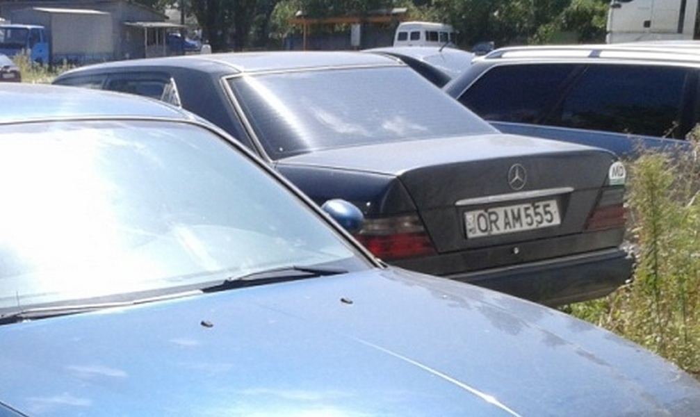 OR AM 555, Mercedes-Benz E-Klasse 1st gen Sedan (W124), 1984­–1995