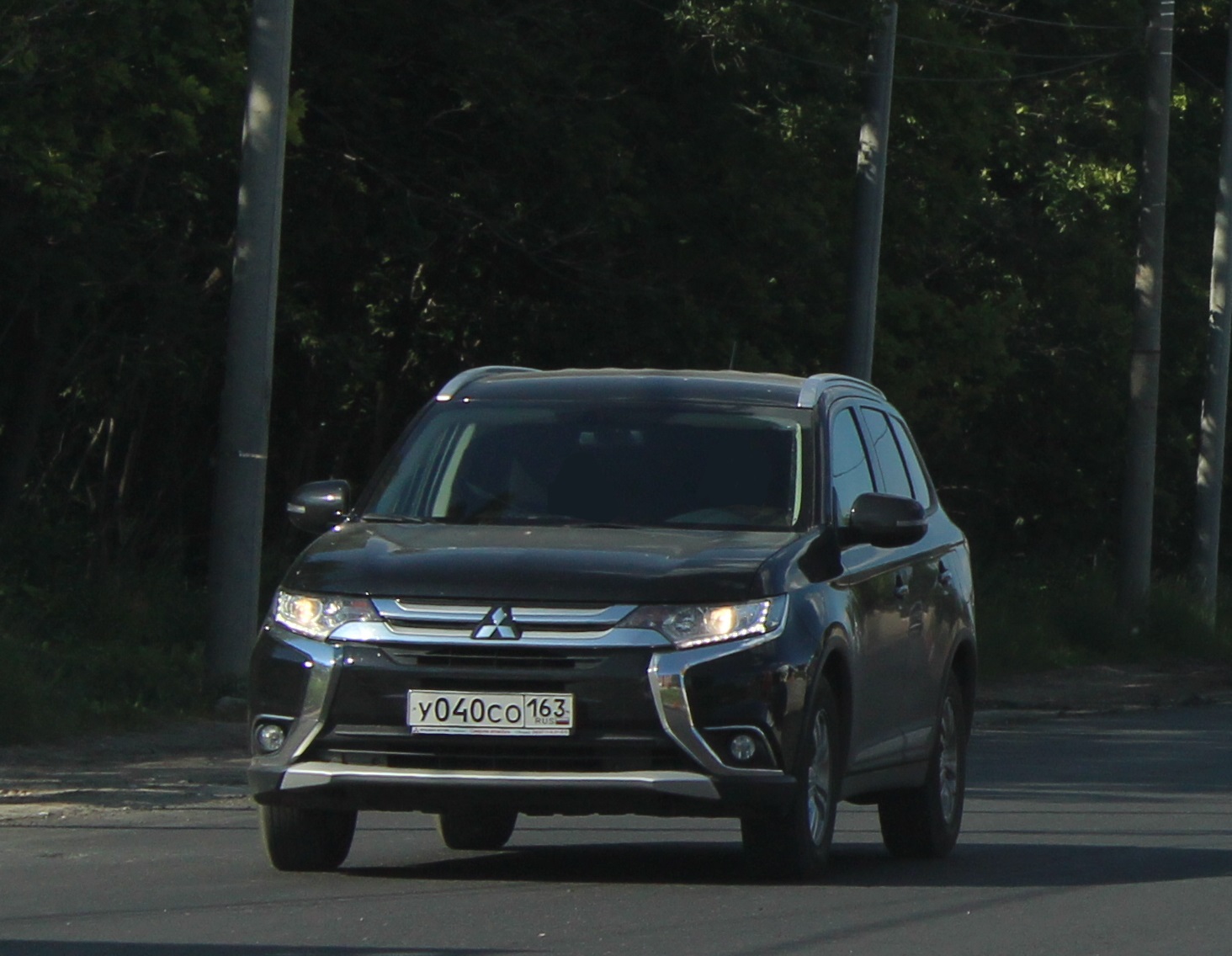 у 040 со 163, Mitsubishi Outlander 