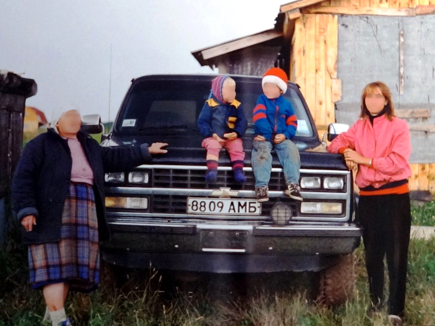 8809 АМБ, Chevrolet Suburban 8th gen (GMT400), 1991–1999