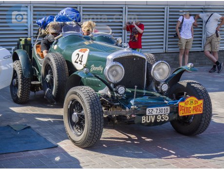 BUV 935, Bentley 4¼ Litre