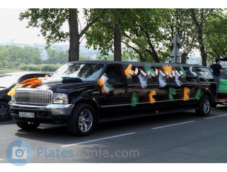 к823ух38, Ford Excursion