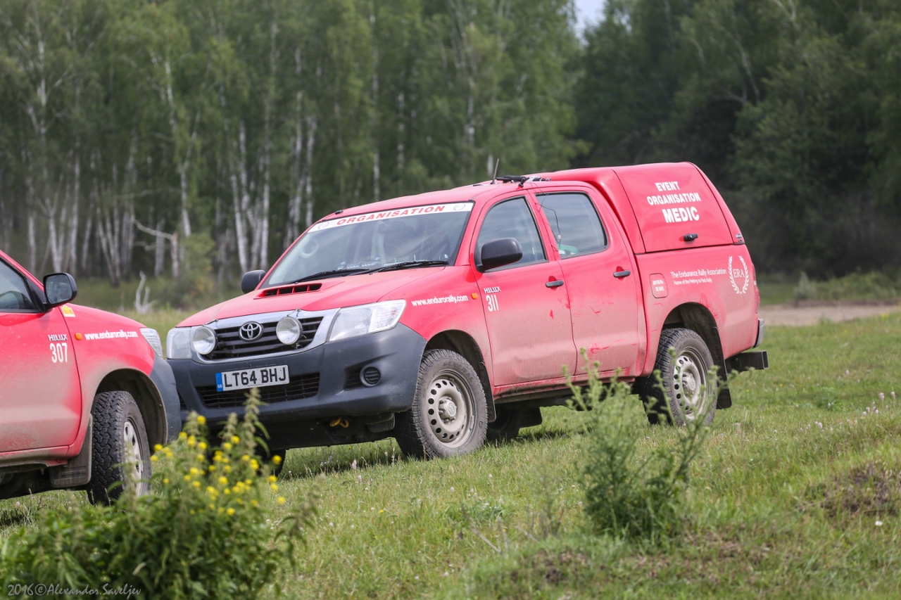 LT64BHJ, Toyota Hilux 