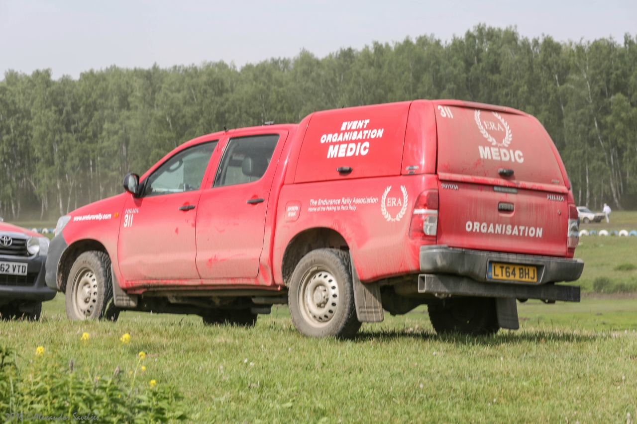 LT64BHJ, Toyota Hilux 