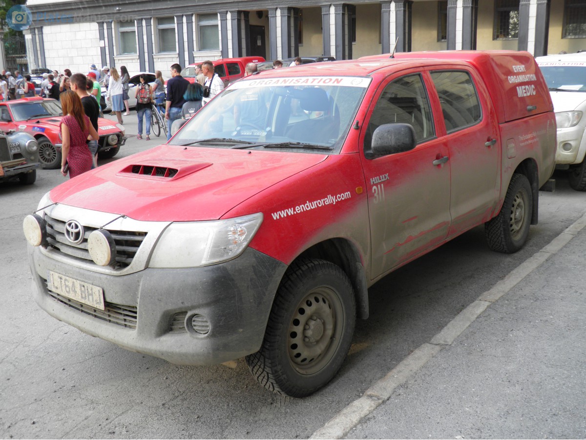 LT64BHJ, Toyota Hilux 