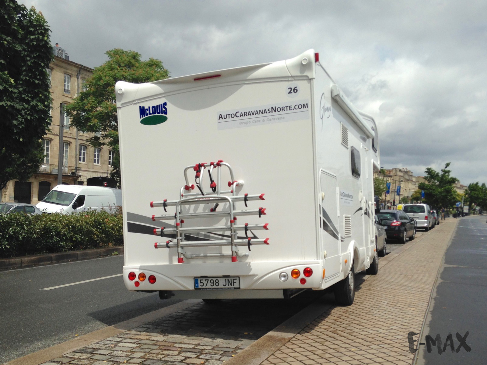 5798 JNF, McLouis Glamys 