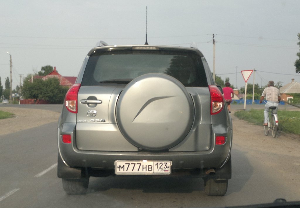 м 777 нв 123, Toyota RAV4 3rd gen (XA30), 2005–2013 (–2016 for JP-market)