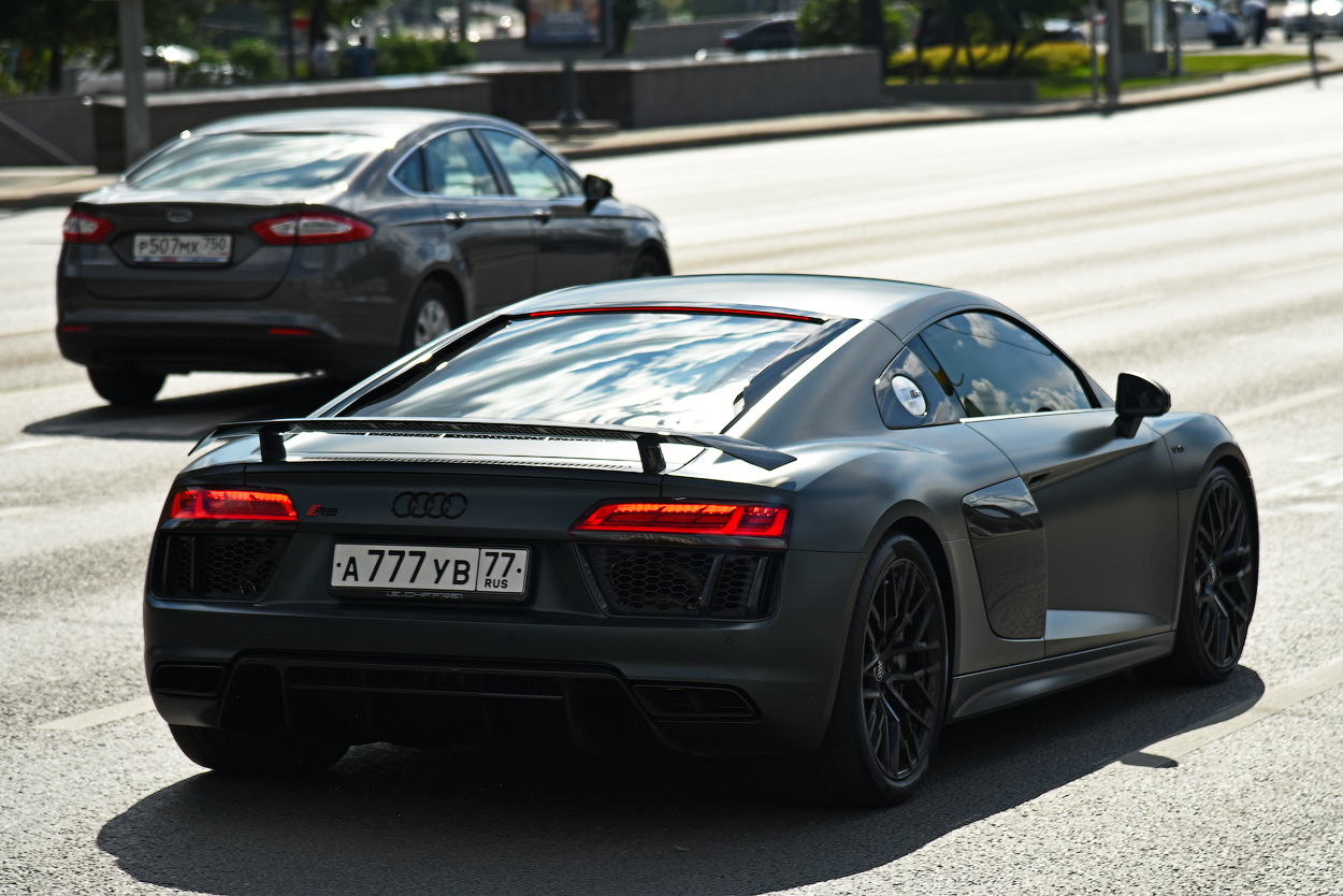 а 777 ув 77, Audi R8 2nd gen Coupé (4S3/4SP), 2015–2018