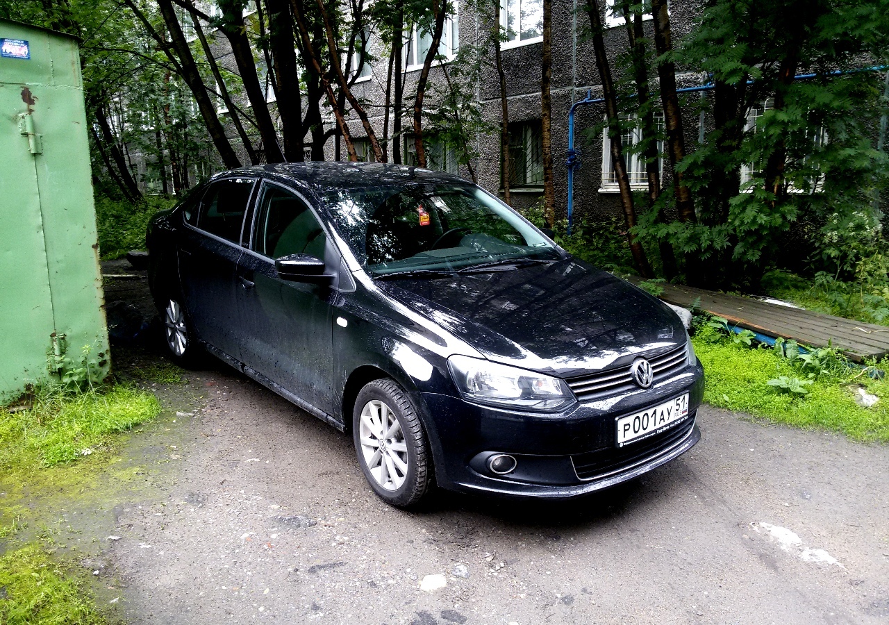 р 001 ау 51, Volkswagen Polo 5th gen Sedan (A05), 2010­–2015