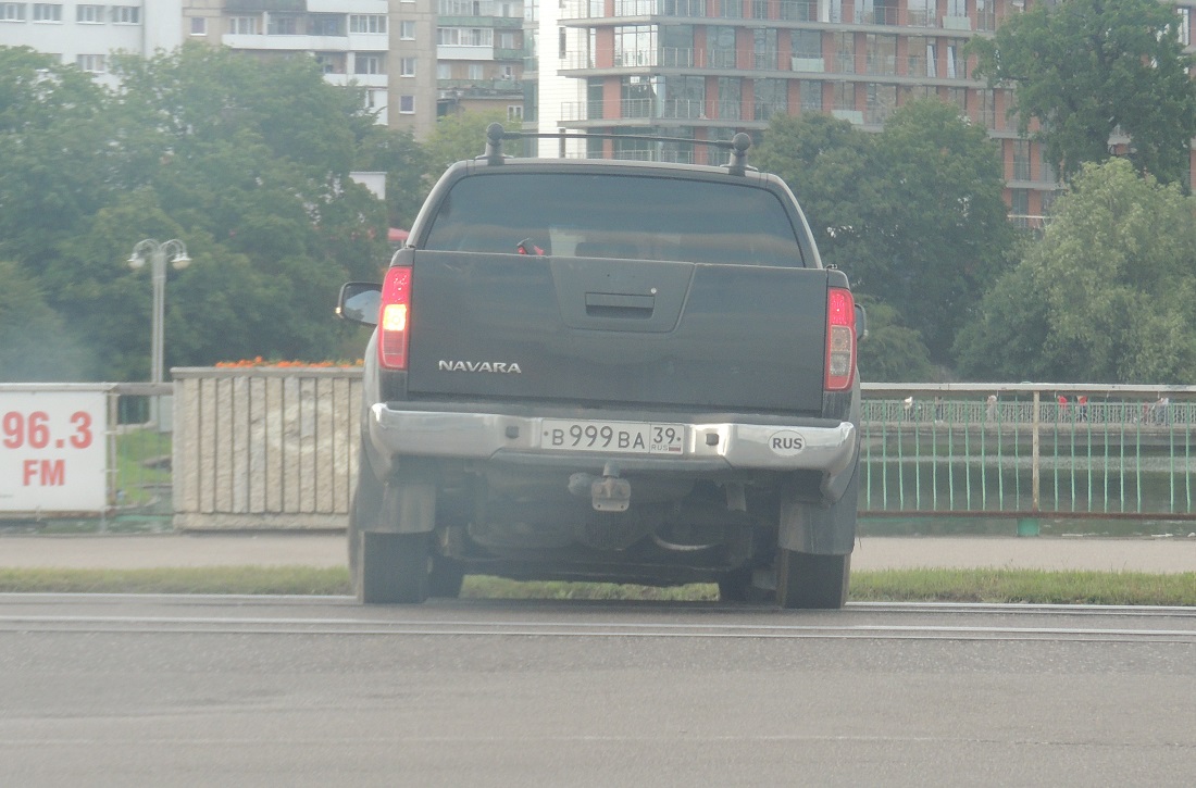 в 999 ва 39, Nissan Navara 