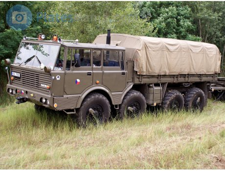 8S6 7906, Tatra 813