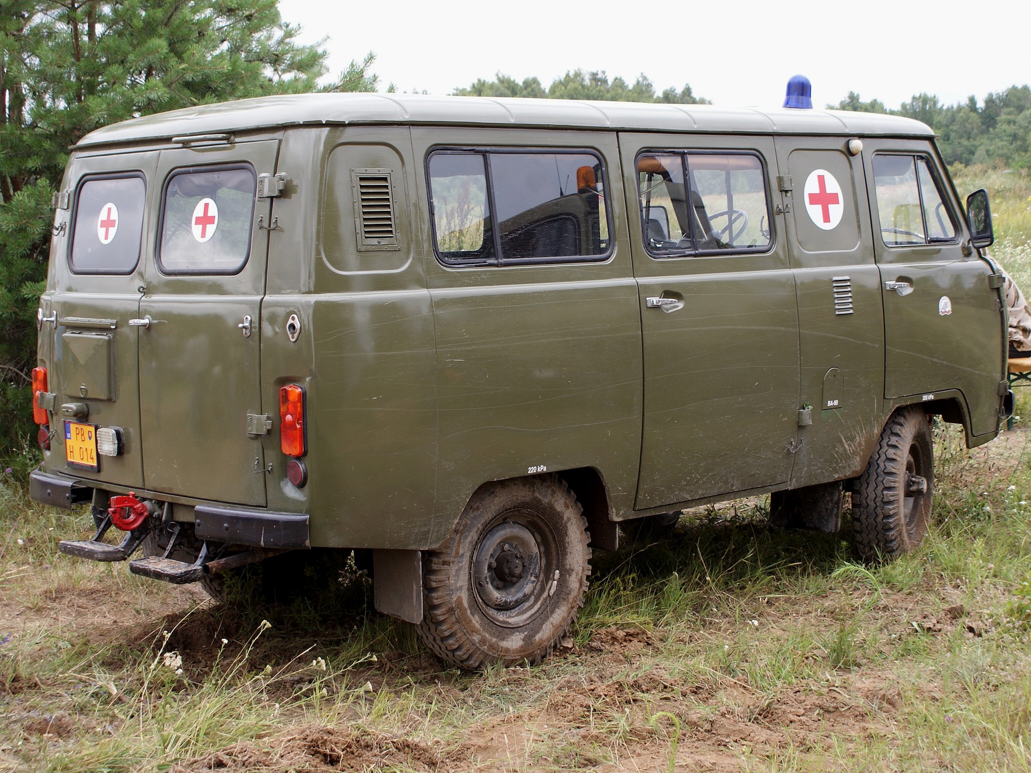 PB H 014, UAZ 452 452А/3962/3741 Glassed Van, 1965–