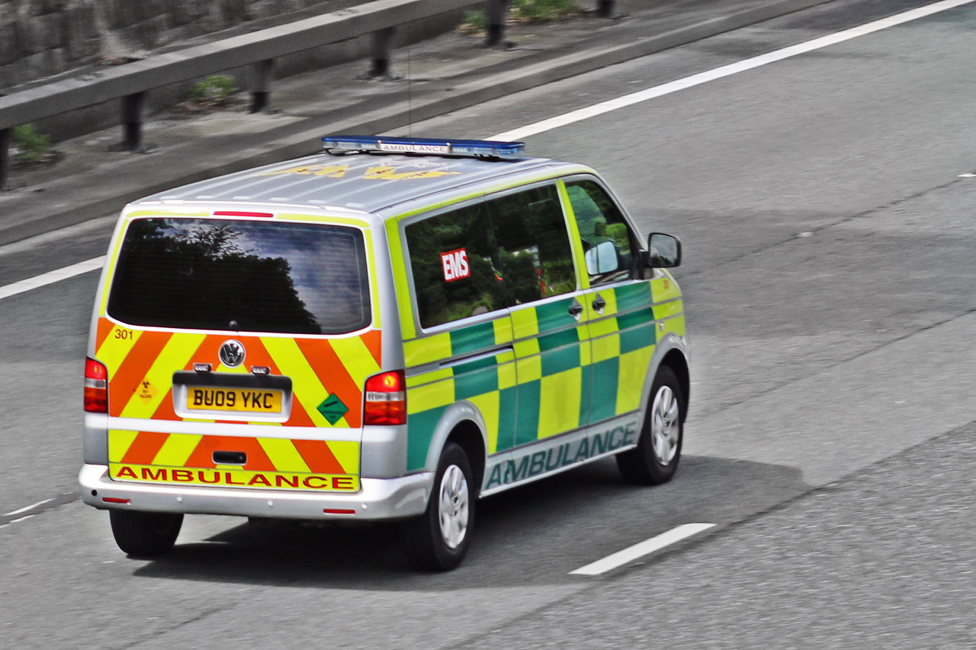 BU09YKC, Volkswagen Shuttle 