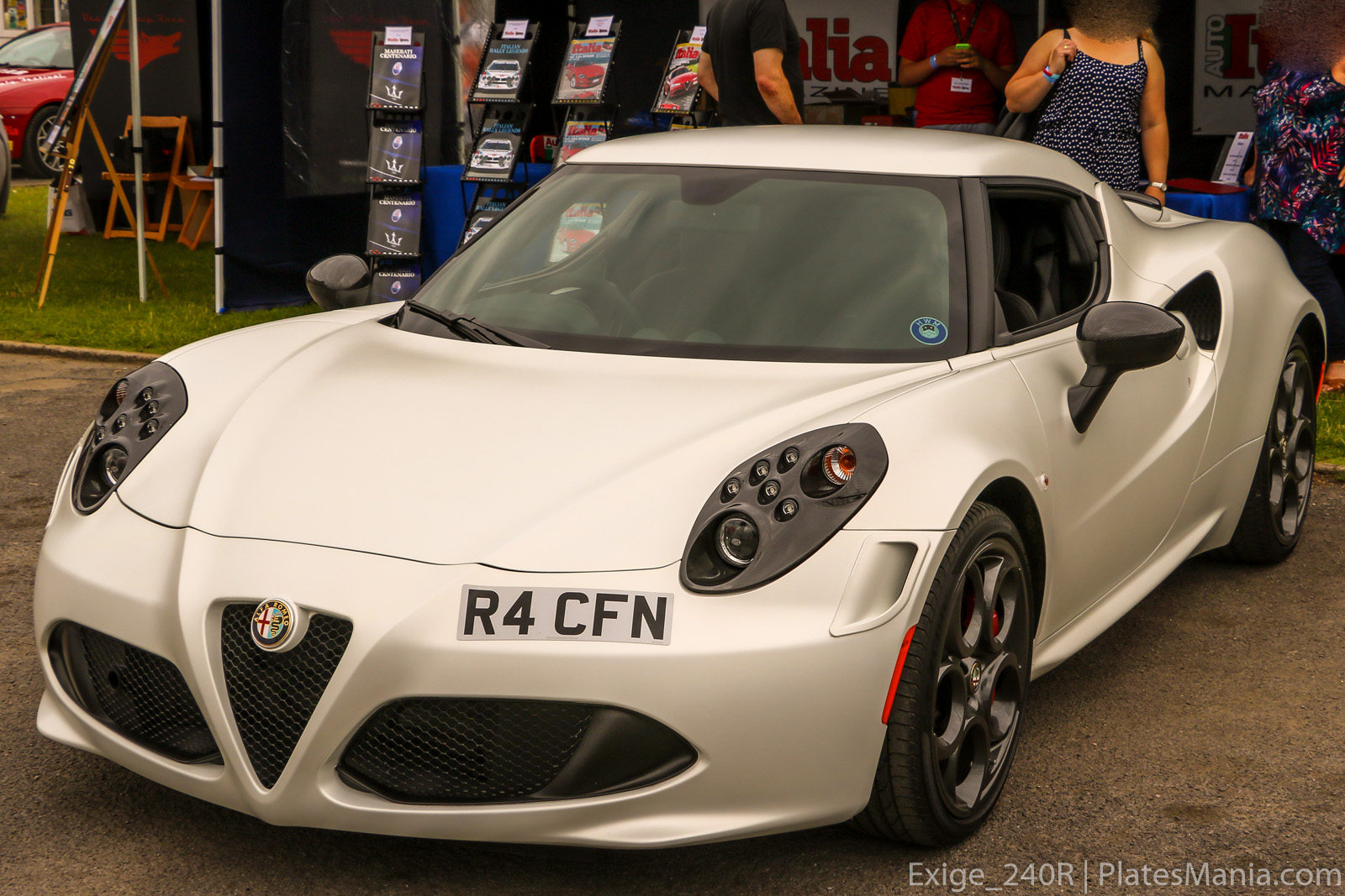 R4CFN, Alfa Romeo 4C 1st gen Coupé (960), 2013–2019