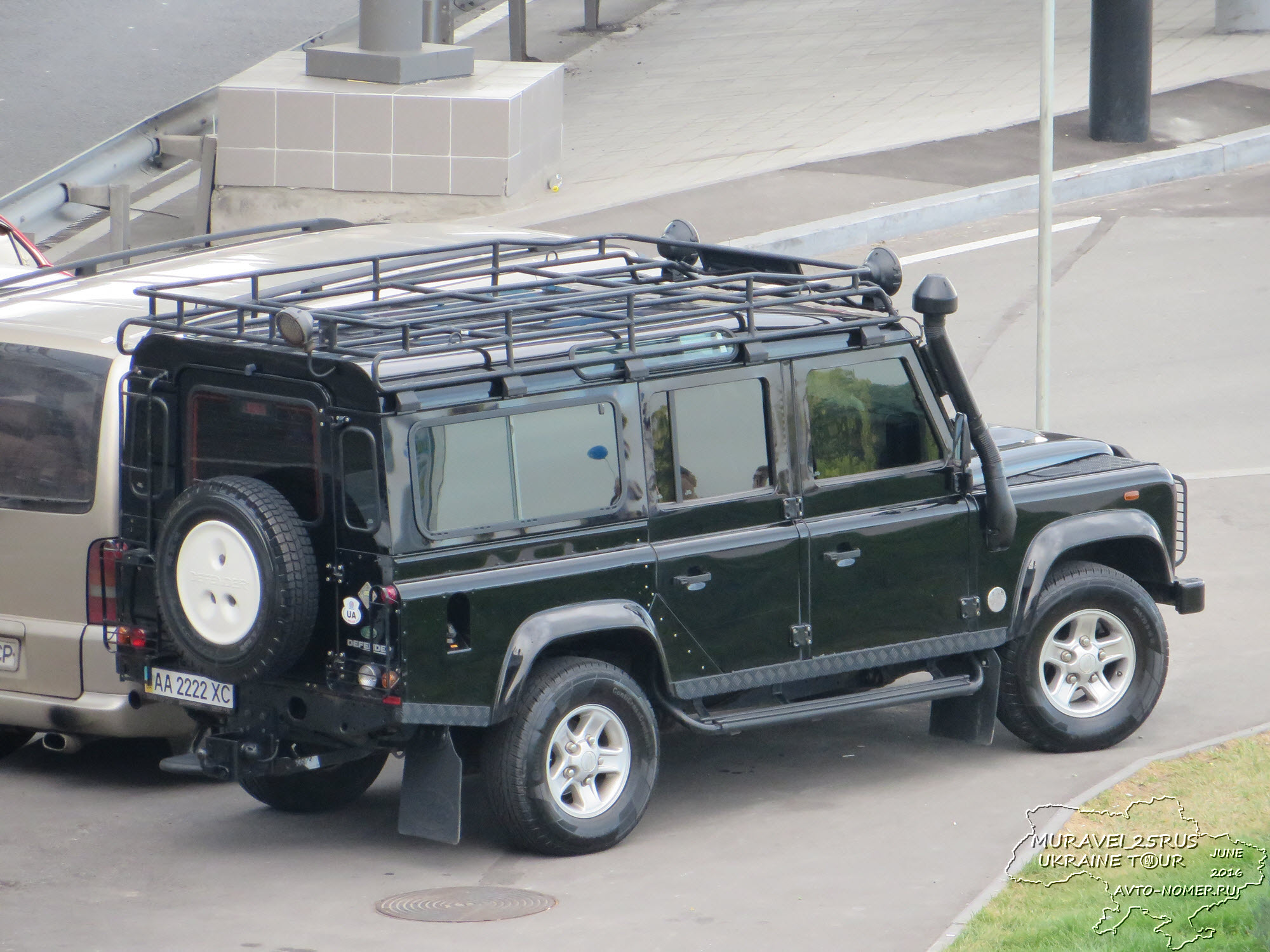 AA 2222 XC, Land Rover Defender 