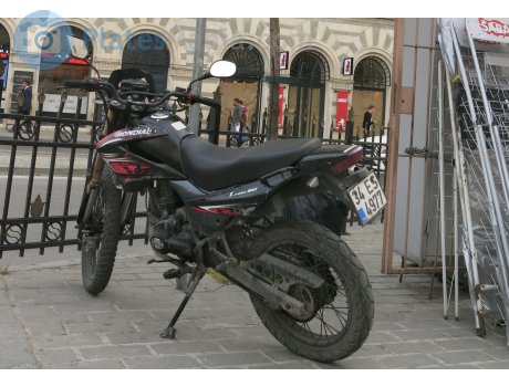 34 ES 4977, Mondial (UMA) X-Treme