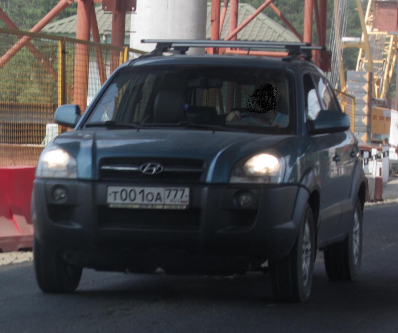 т 001 оа 777, Hyundai Tucson 1st gen (JM), 2004–2010 (–2018 for BR-market)