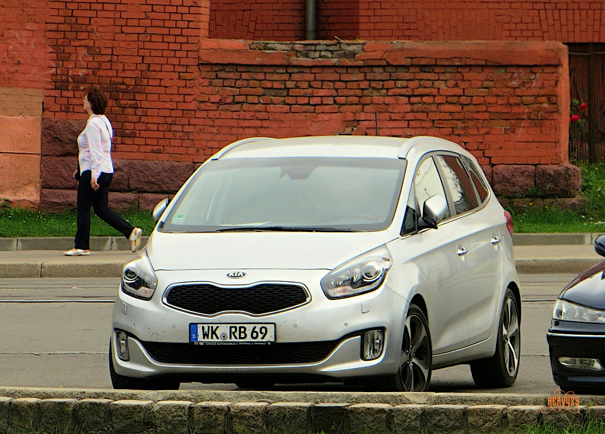 WK RB 69, Kia Carens 3rd gen (RP), 2013–2016