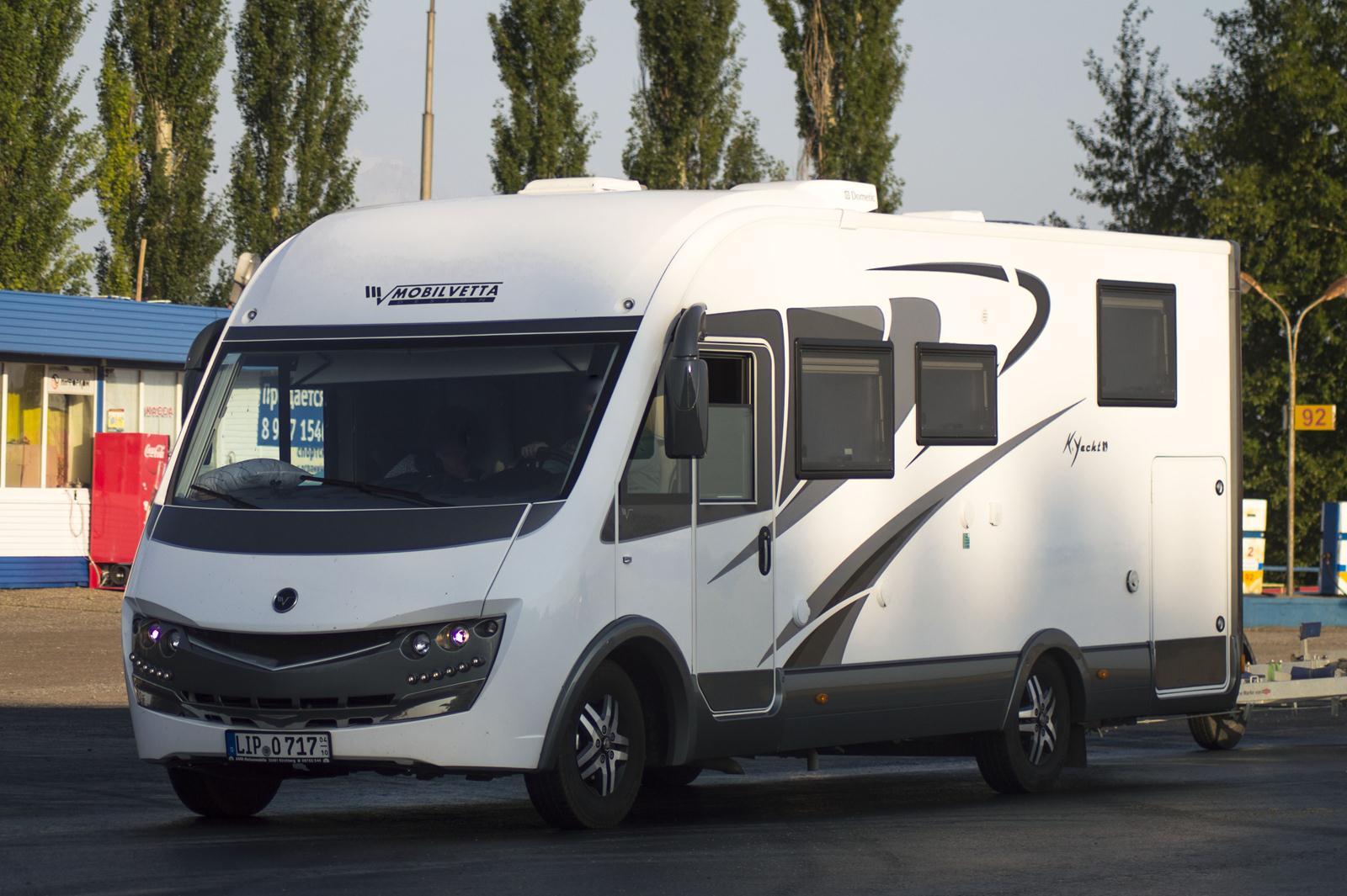 LIP O 717 (04/10), Mobilvetta K-Yacht 