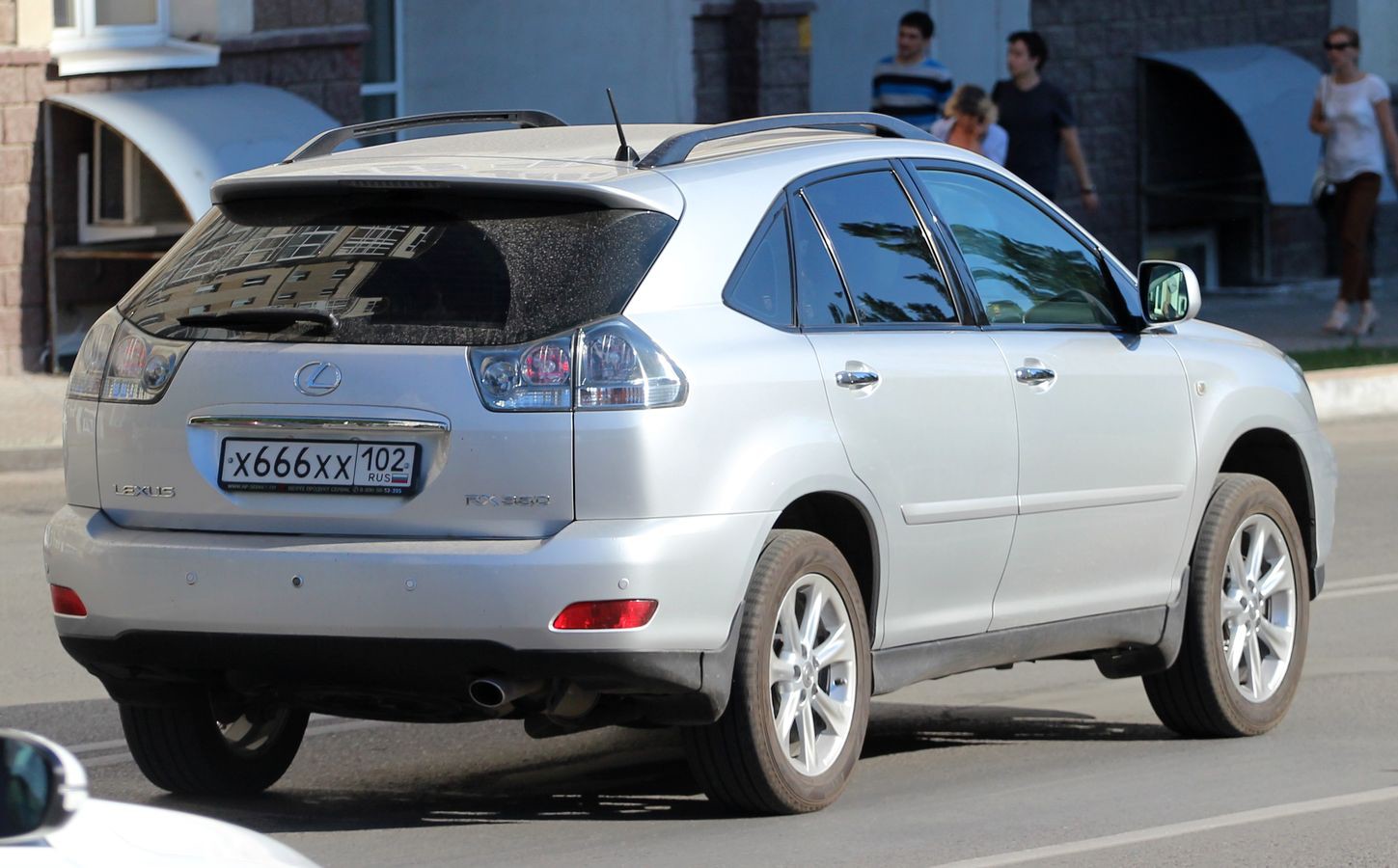 х 666 хх 102, Lexus RX 2nd gen (XU30), 2003–2008