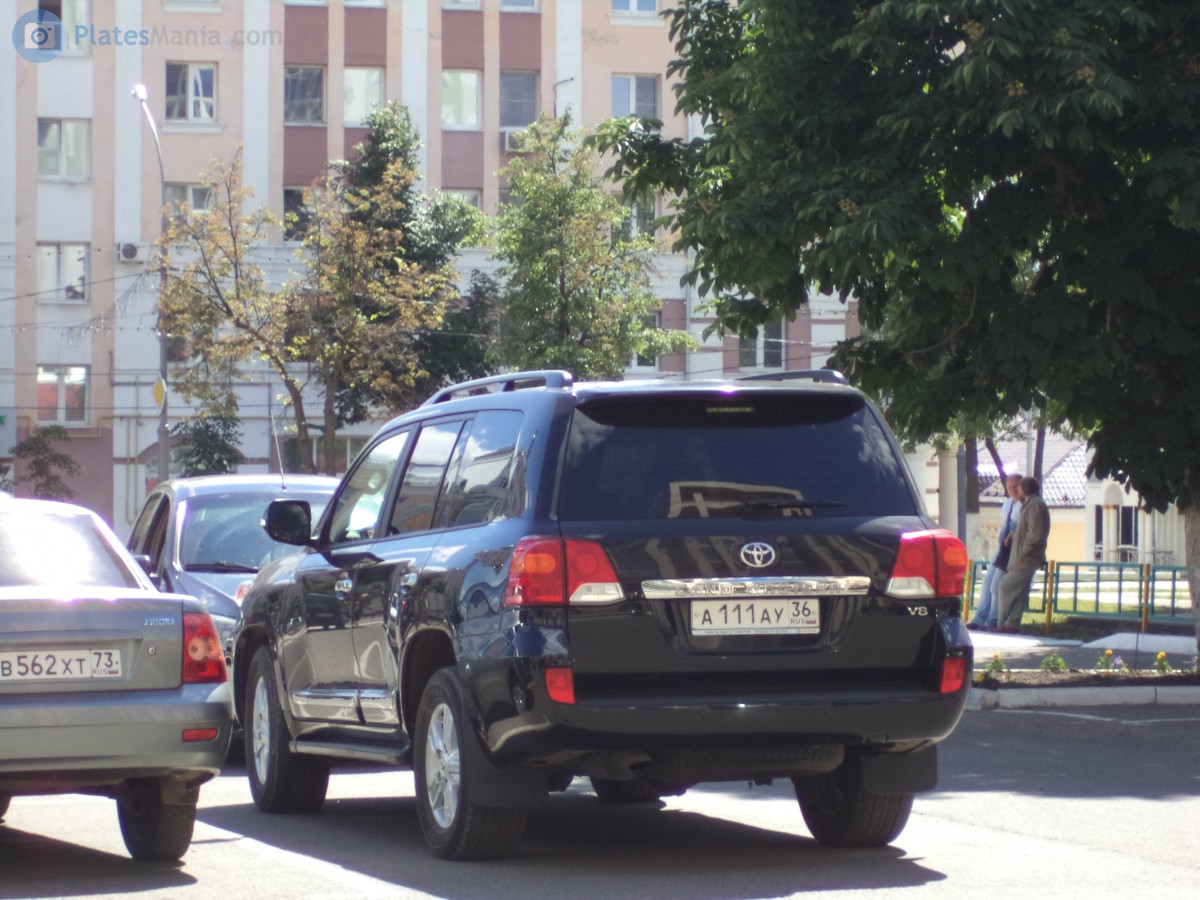 а 111 ау 36, Toyota Land Cruiser 