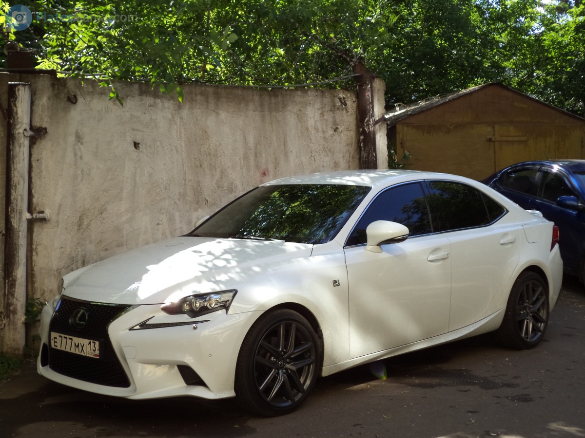 е 777 мх 13, Lexus IS 