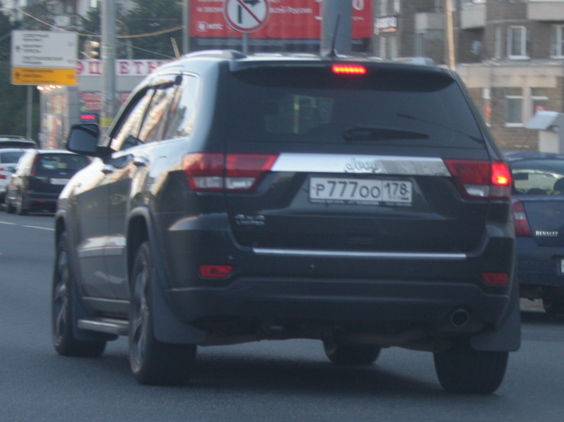 р 777 оо 178, Jeep Grand Cherokee 4th gen (WK2), 2010–2013