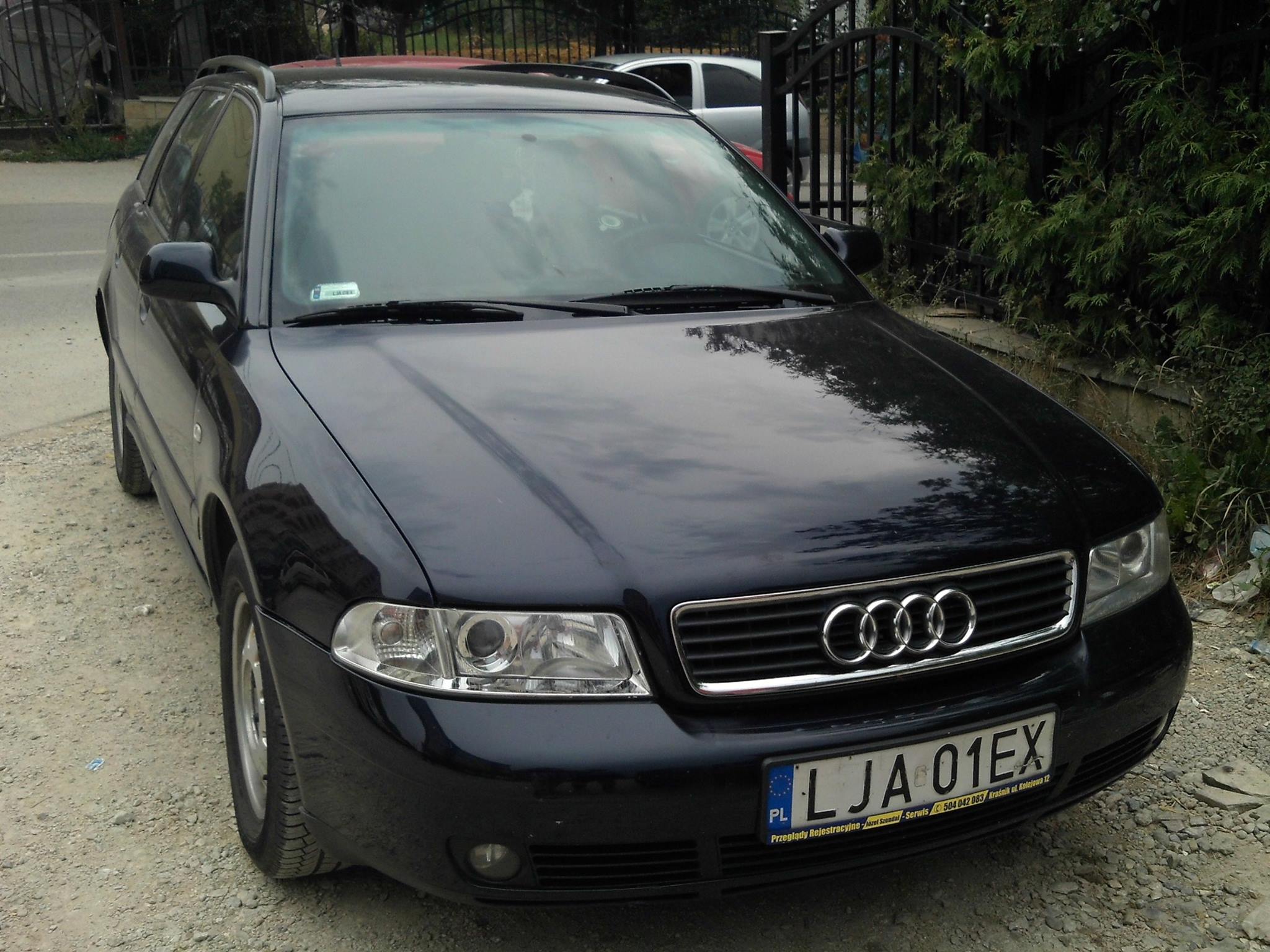 LJA 01EX, Audi A4 