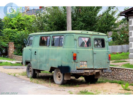 5900 БНН, UAZ 452