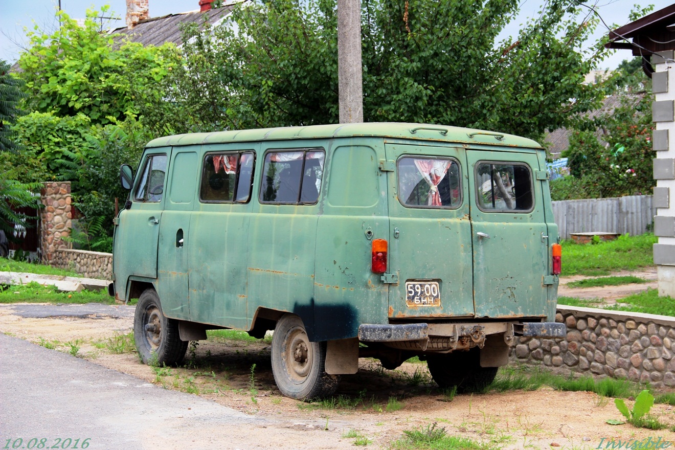 5900 БНН, UAZ 452 452А/3962/3741 Glassed Van, 1965–