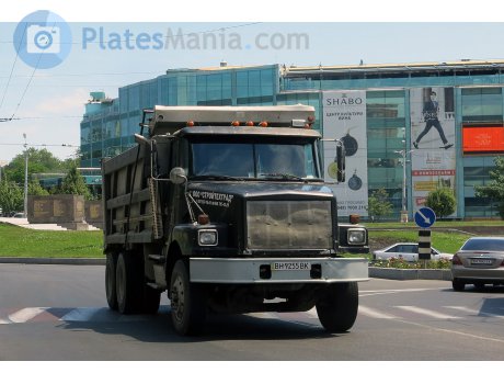 BH 9255 BK, Volvo White/GMC