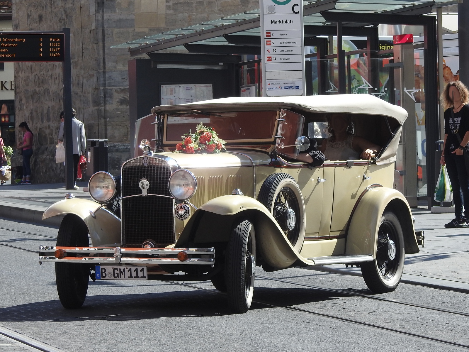 B GM 111, Chevrolet Independence 