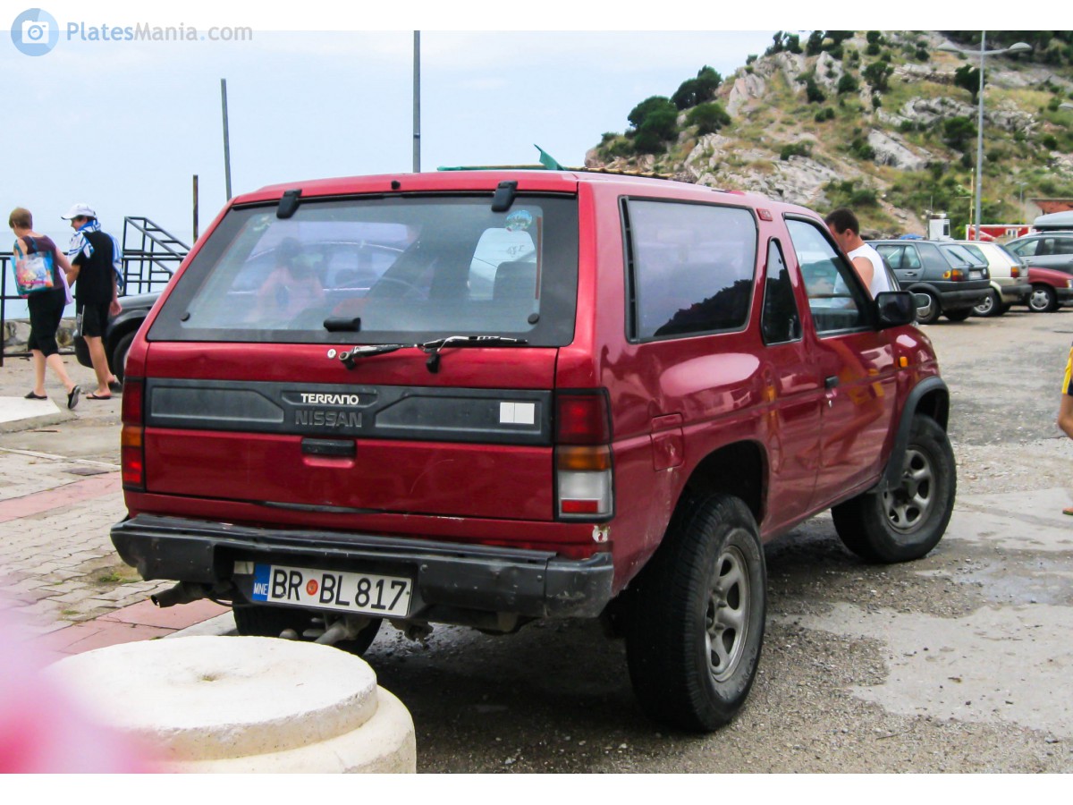 BR BL817, Nissan Terrano 1st gen 3-door SUV (YD21/WD21), 1986–1990