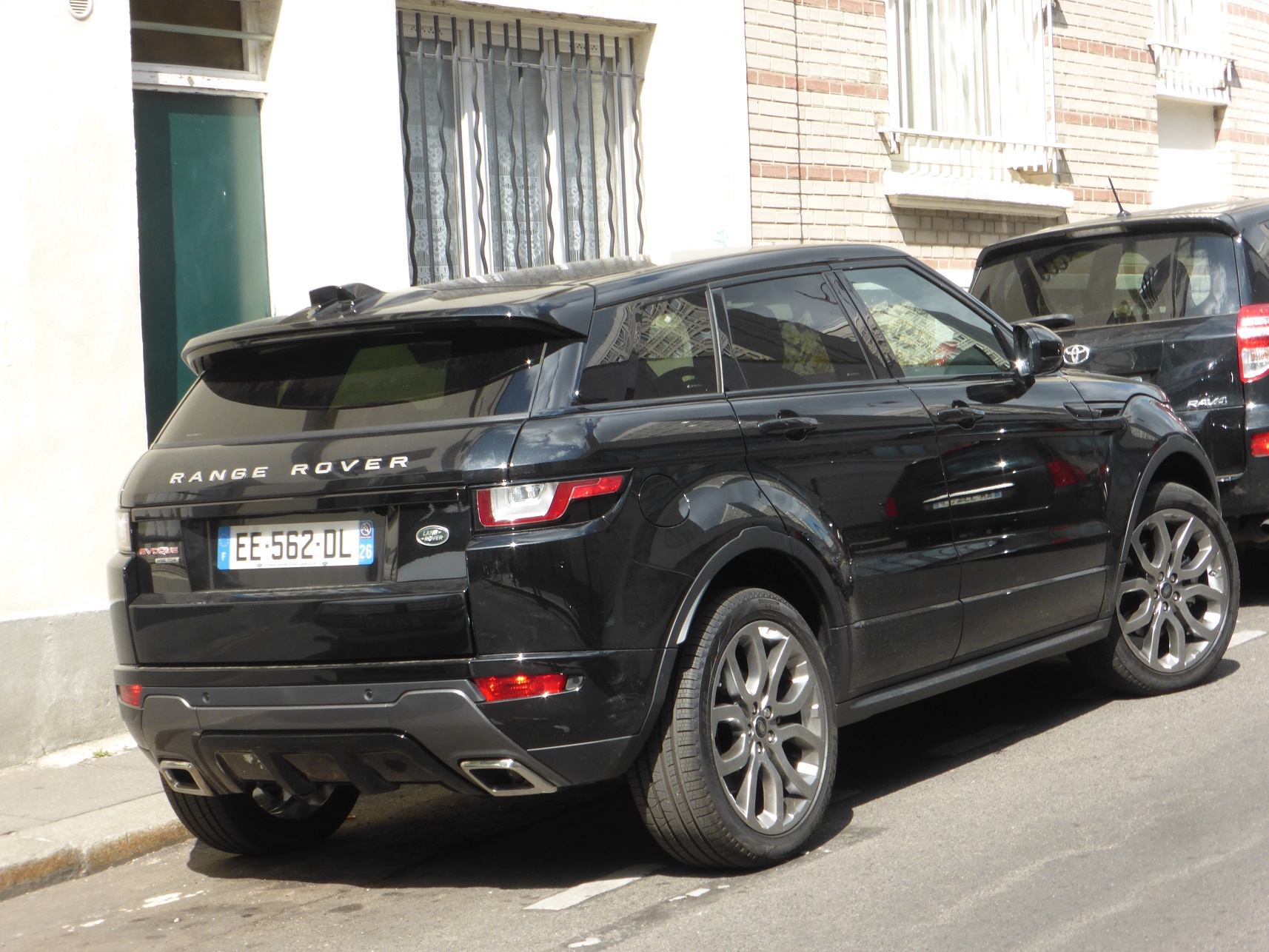 EE-562-DL, Land Rover Range Rover Evoque 1st gen 5-door SUV (L538), 2011–2019