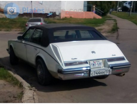 с744нн178, Cadillac Seville