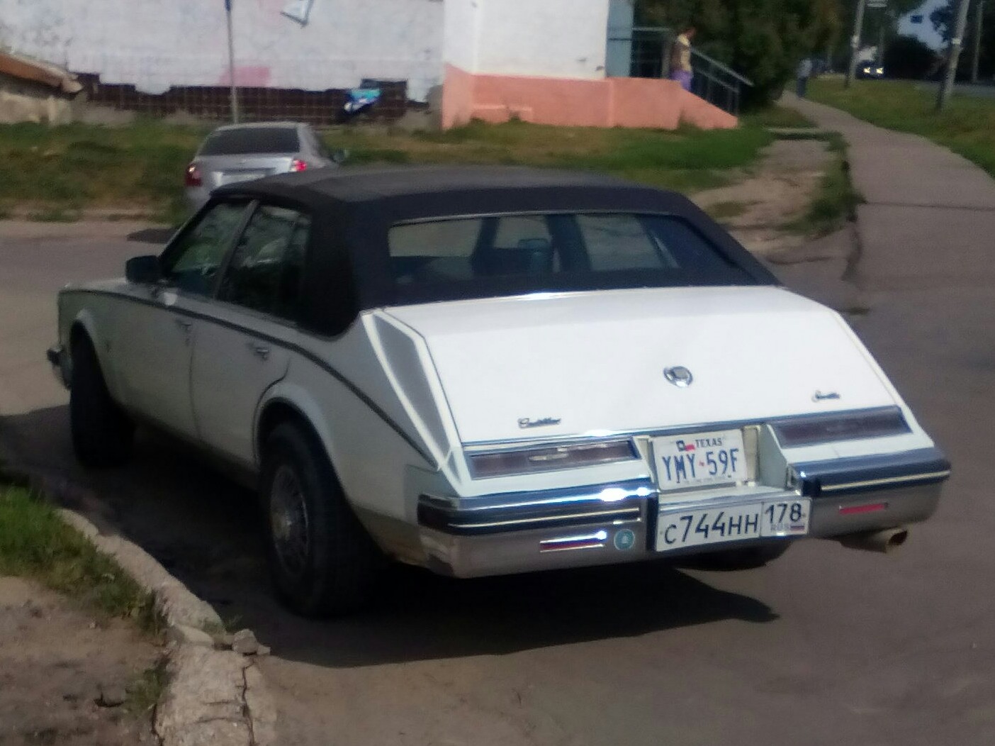 с 744 нн 178, Cadillac Seville 2nd gen (69; K-body), 1979–1985