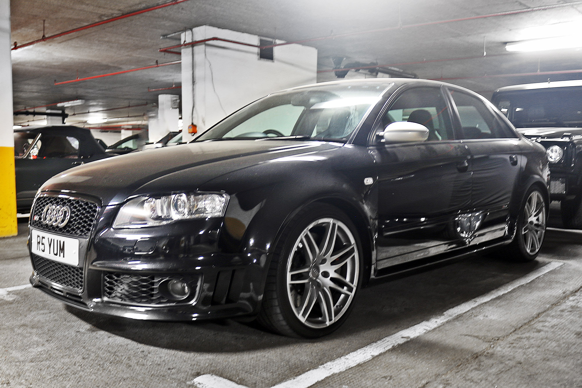 R5YUM, Audi RS4 2nd gen Sedan (B7/8EC), 2005–2007