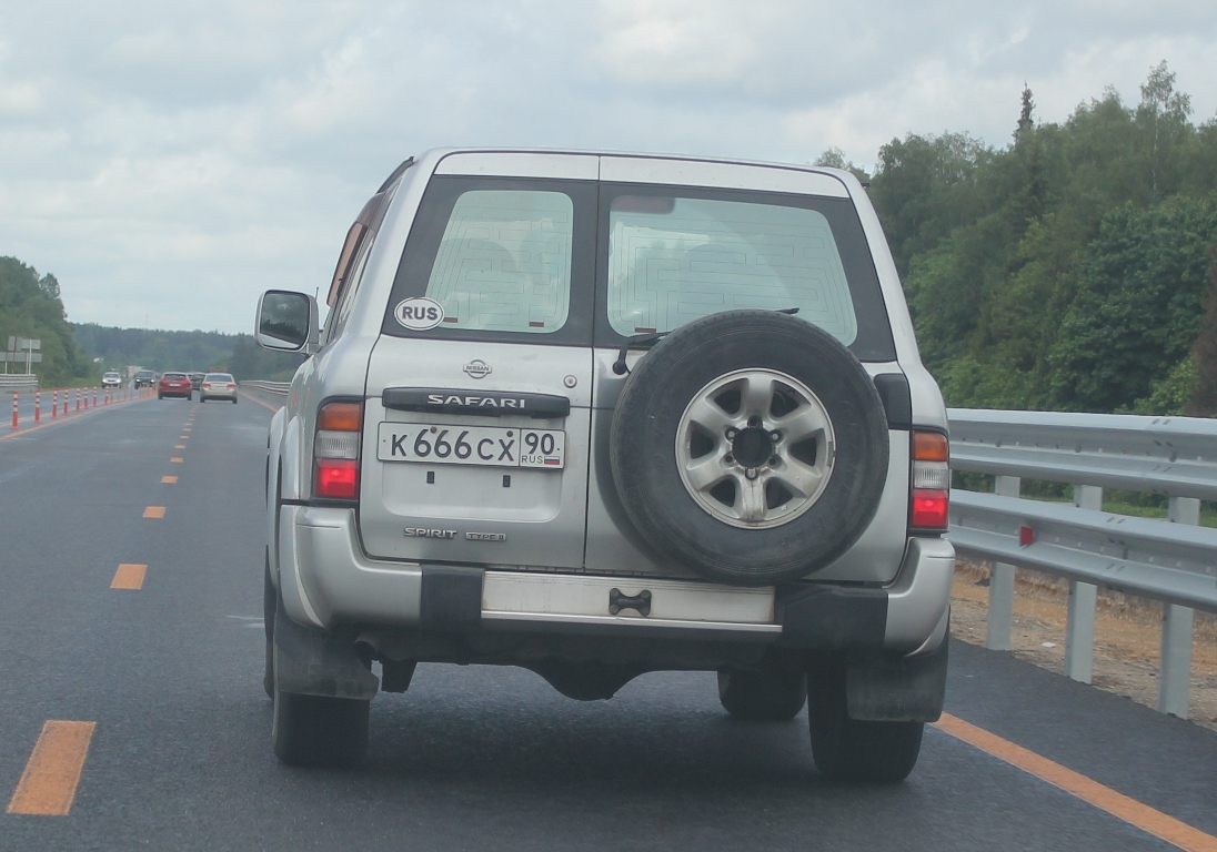 к 666 сх 90, Nissan Safari 3rd gen 3-door SUV (Y61; JP-market), 1997–2002