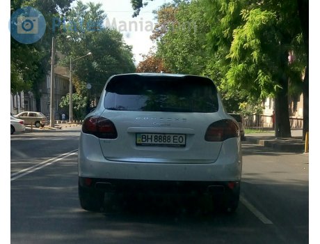 BH 8888 EO, Porsche Cayenne