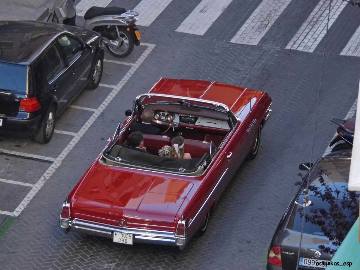 H 3935 BBB, Buick LeSabre 2nd gen 1963 Convertible (4467; B-body), 2nd facelift, 1962–1963