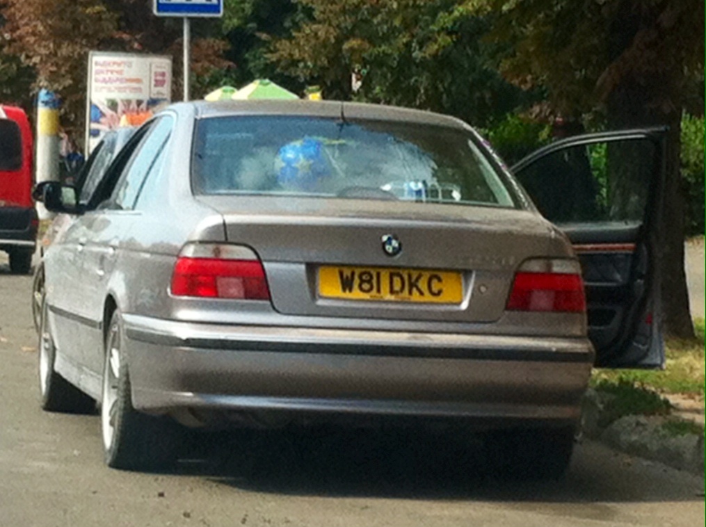 W81DKC, BMW 5 Series 4th gen Sedan (E39), 1995–2003