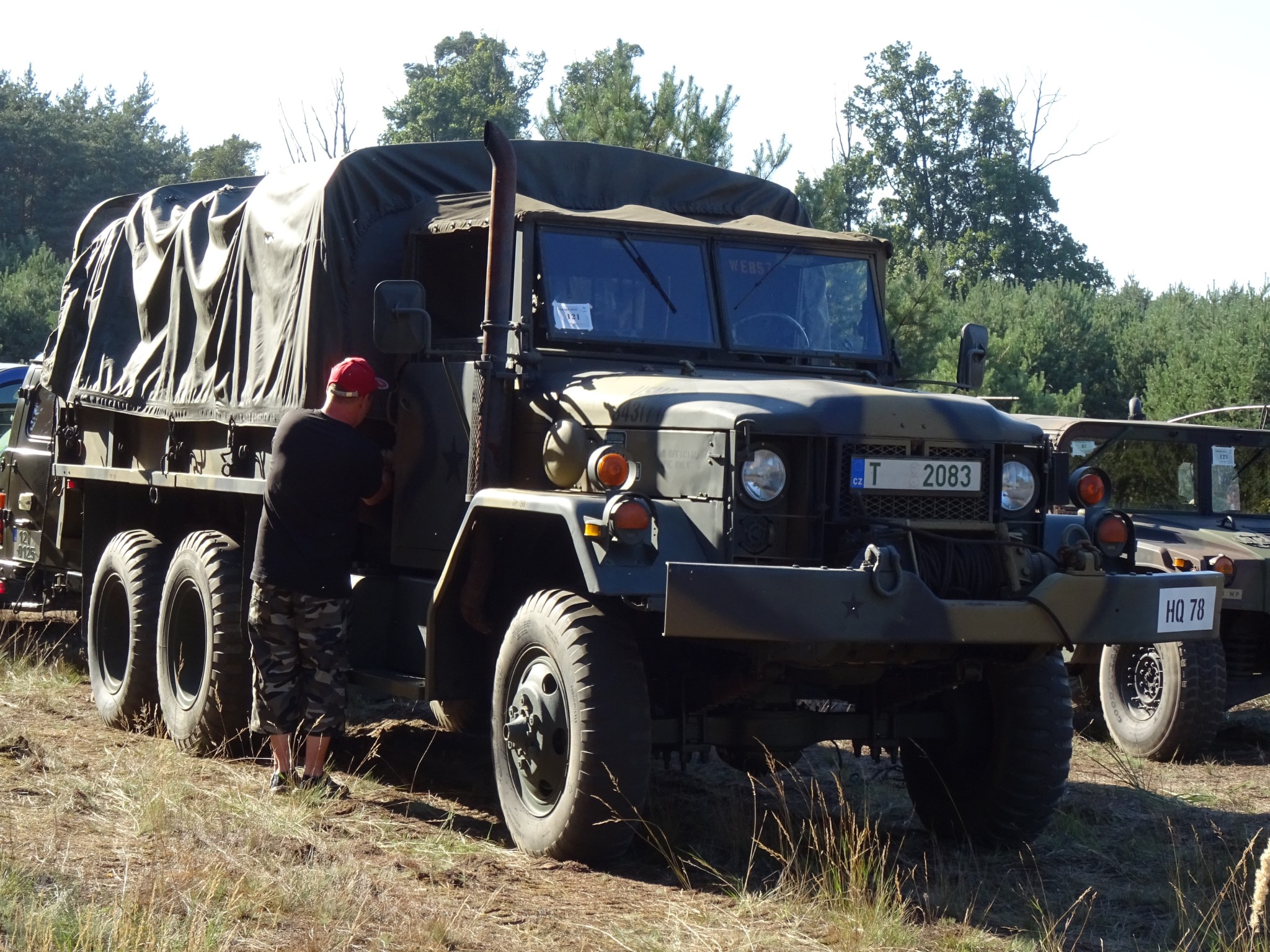 T 2083, AM General M35 