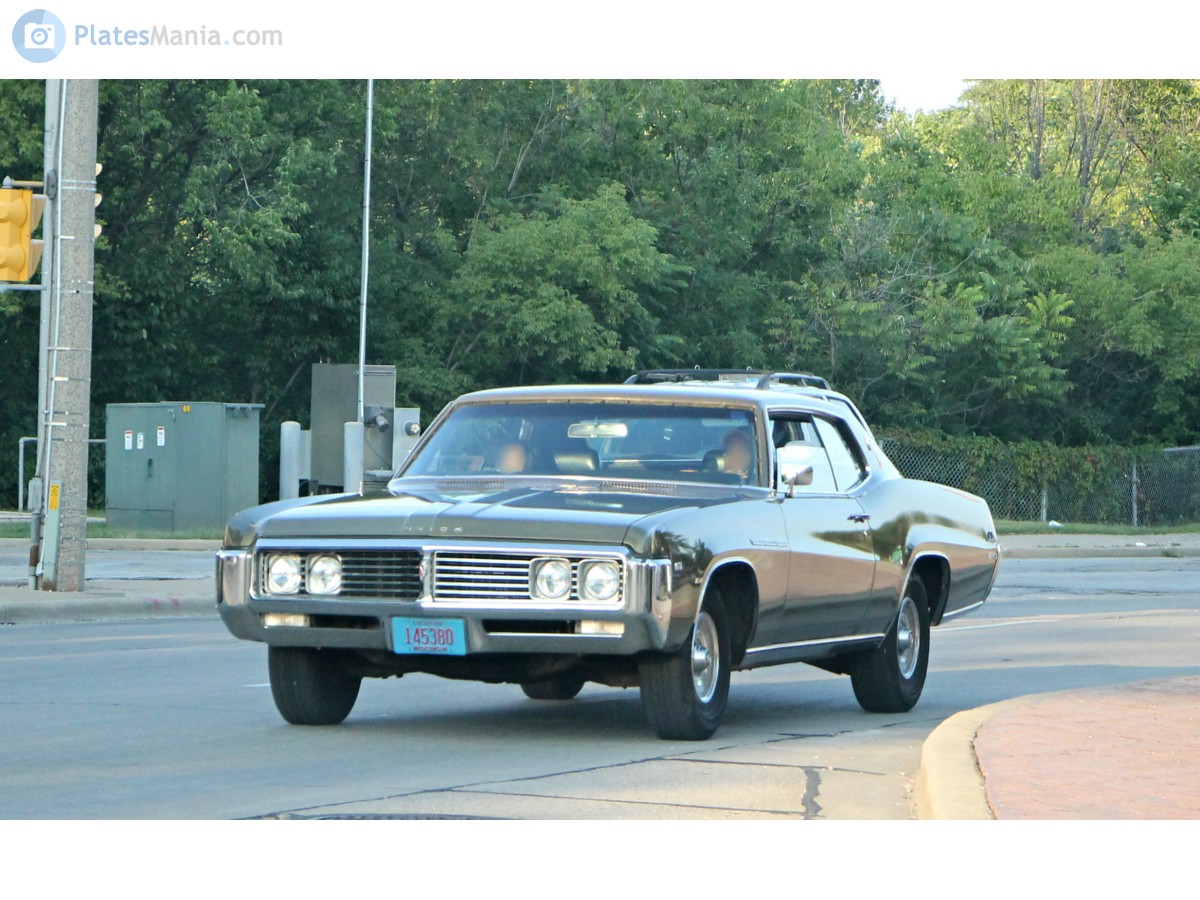 145380, Buick LeSabre 3rd gen 1969 2-door Hardtop (45237/45437; B-body), 4th facelift, 1968–1969