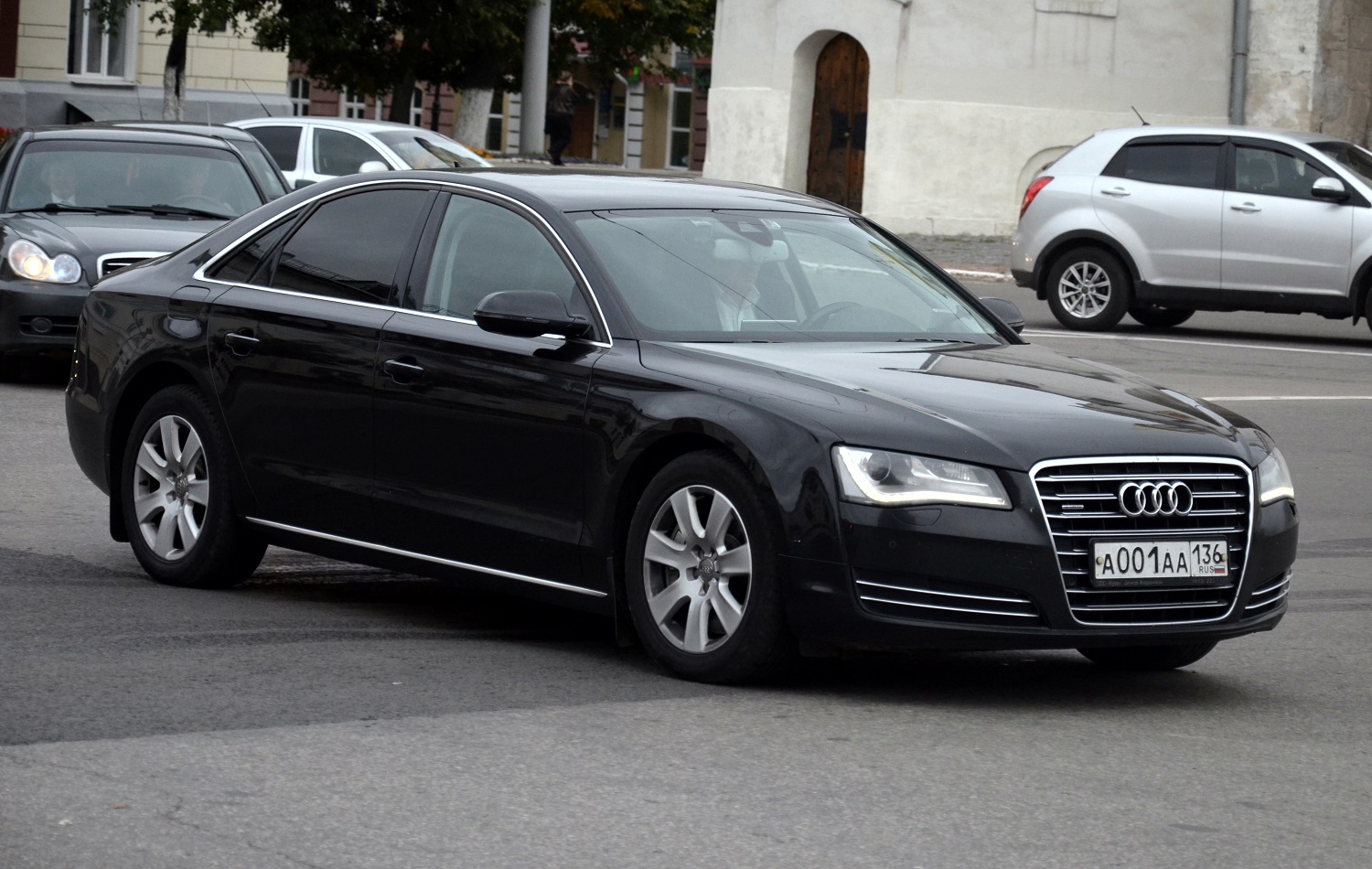 а 001 аа 136, Audi A8 3rd gen (D4/4H), 2009–2013