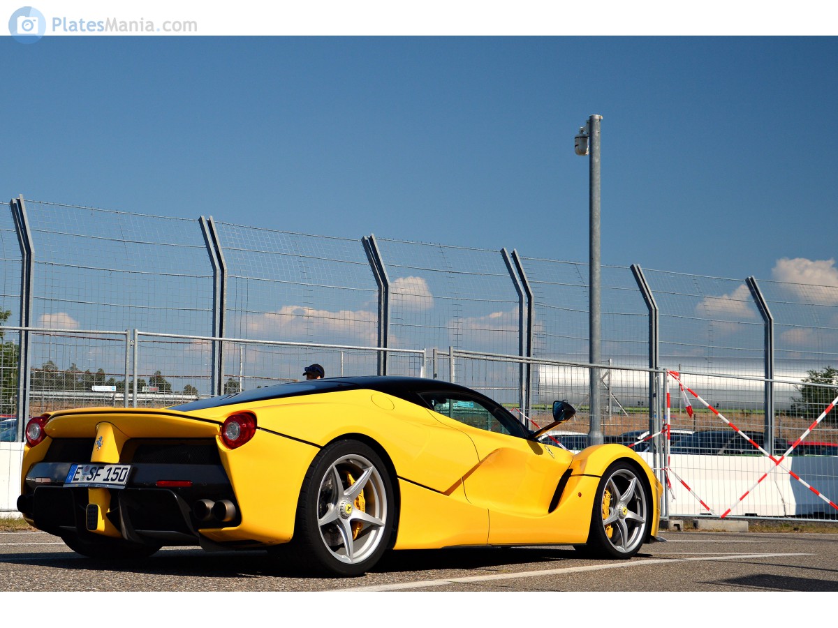 E SF 150, Ferrari LaFerrari 1st gen Coupé (F150), 2013–2016