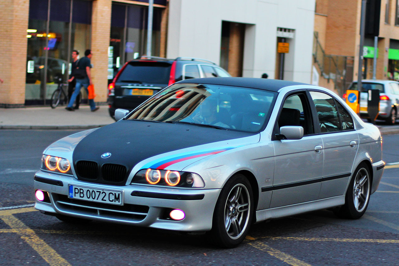 PB 0072 CM, BMW 5 Series 4th gen Sedan (E39), 1995–2003