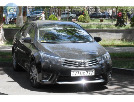 77 UZ 777, Toyota Corolla