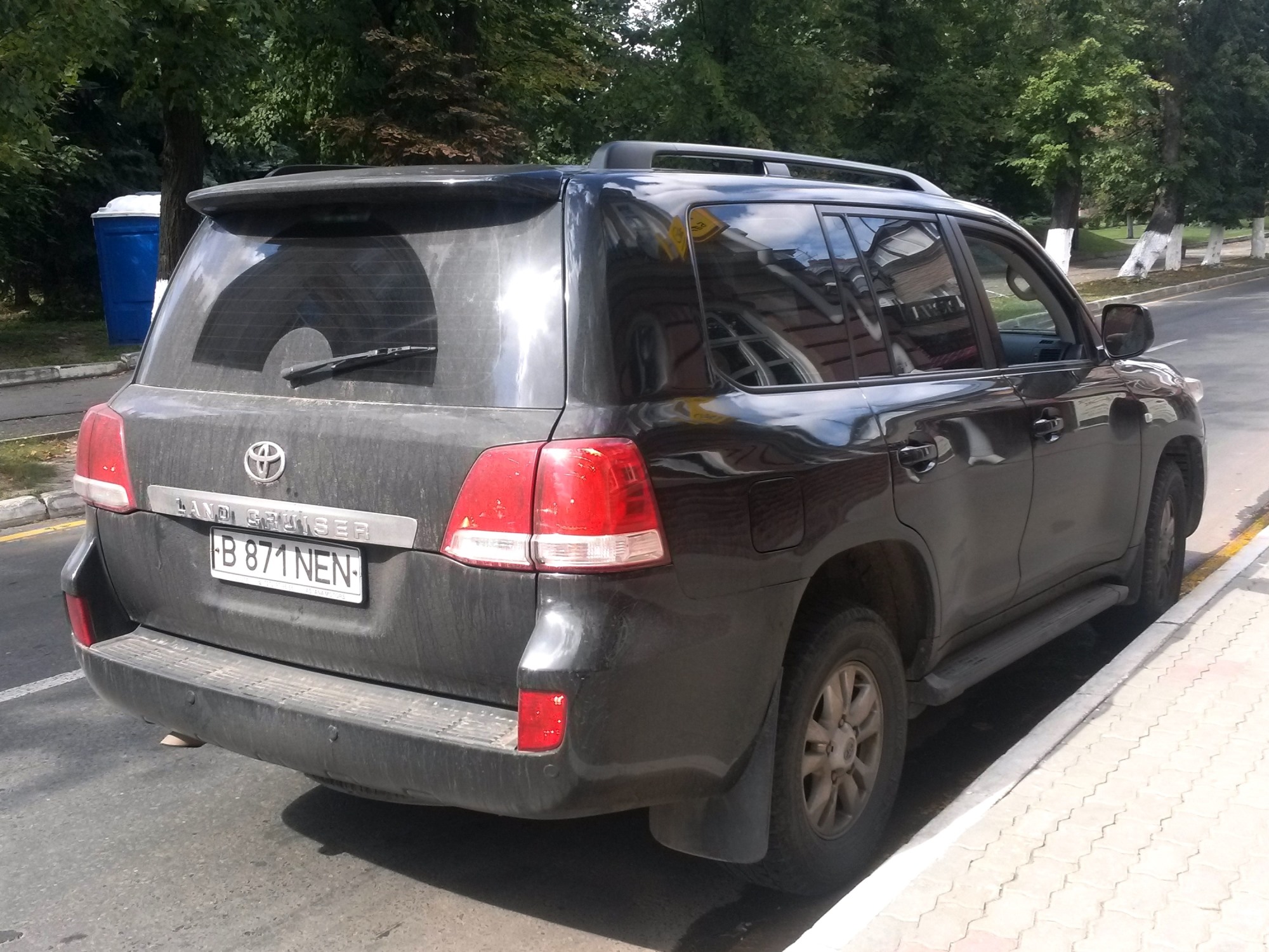 B 871 NEN, Toyota Land Cruiser 200 (J200), 2007–2011