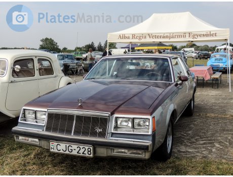 CJG-228, Buick Regal