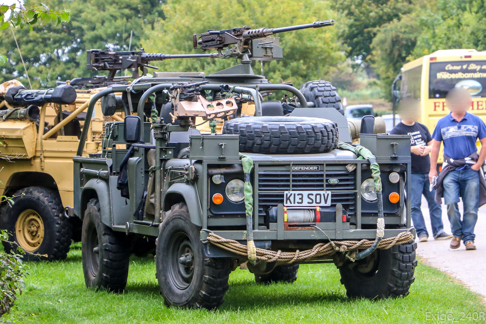 K13SOV, Land Rover Defender 