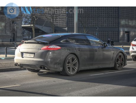 9T9 0277, Porsche Panamera